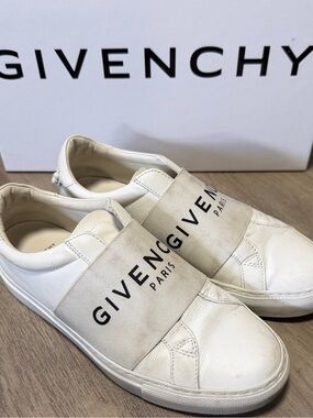 Givenchy Urban Street Leather Sneakers with Logo